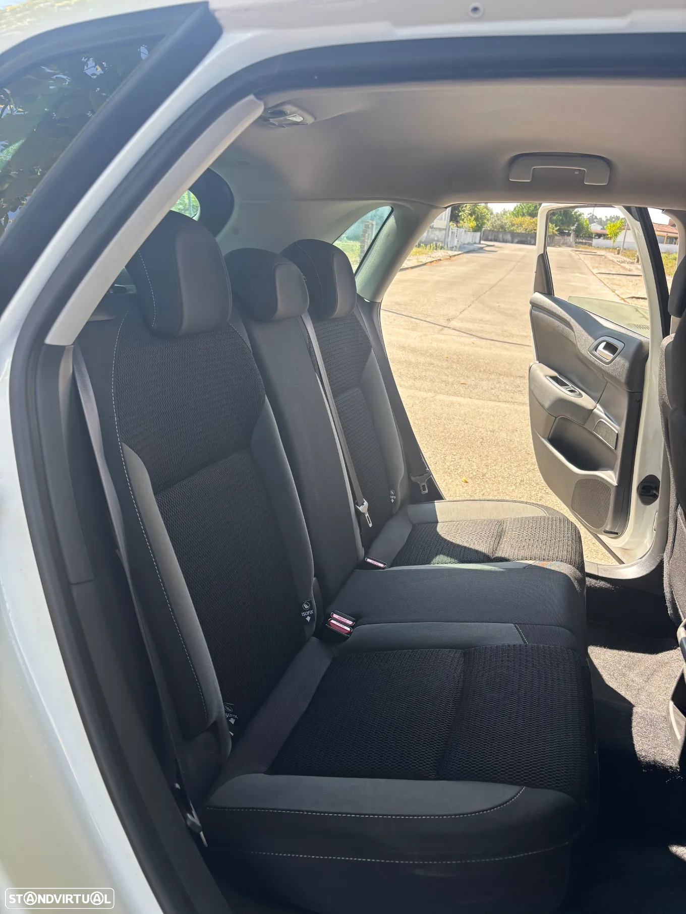 Citroën C4 1.6 BlueHDi Feel - 10
