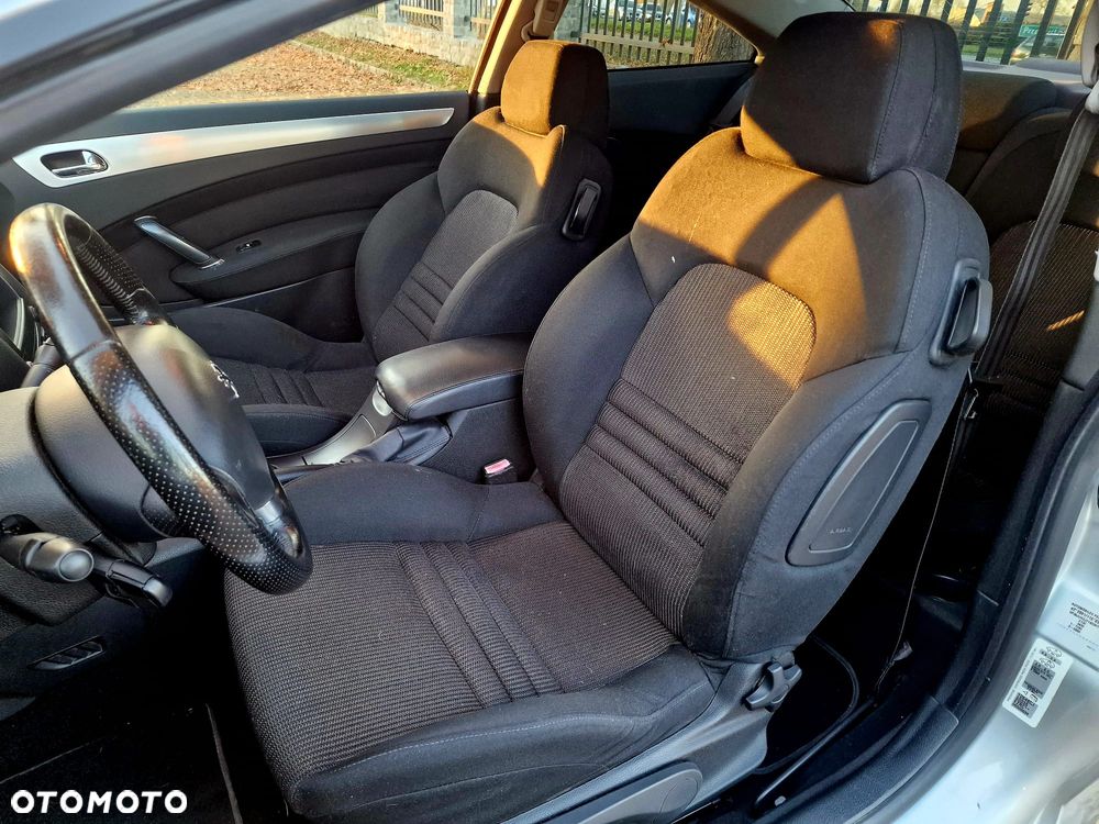 Peugeot 407 V6 HDi FAP 205 Sport - 21