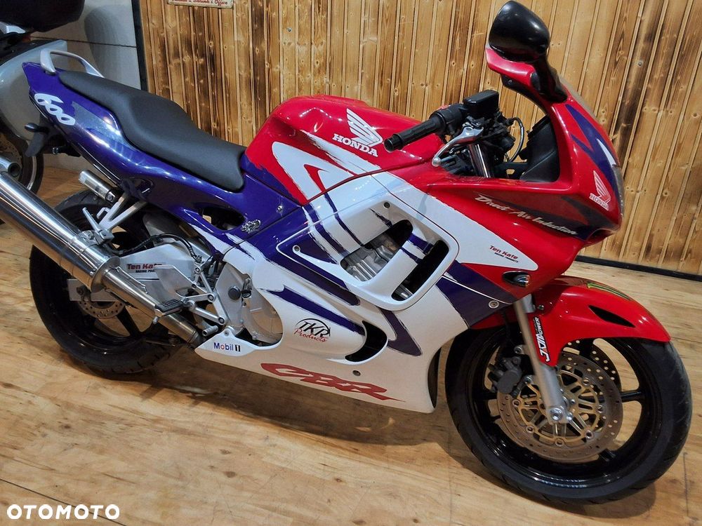 Honda CBR - 17