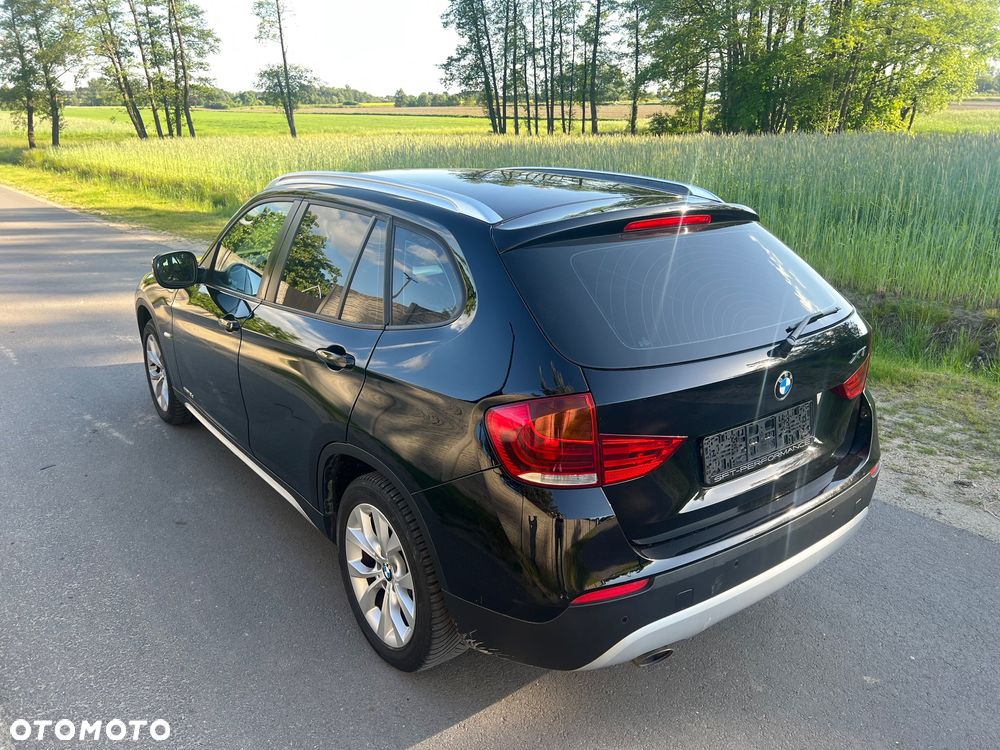 BMW X1 sDrive18d xLine - 11