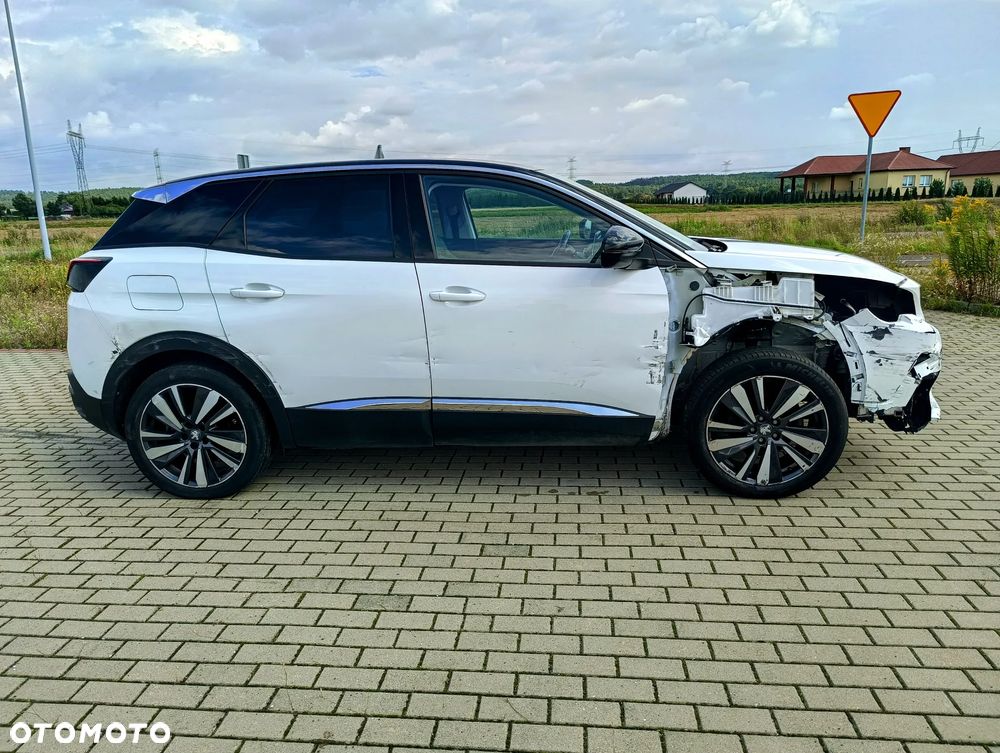 Peugeot 3008 PureTech 130 Stop & Start GPF Active Pack - 8