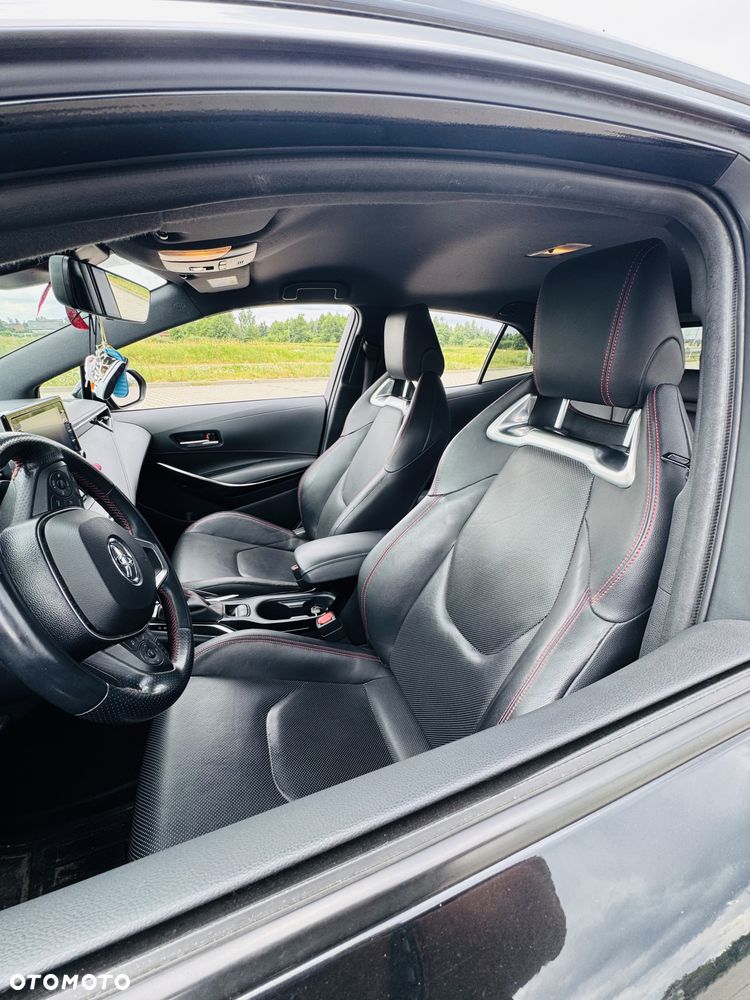 Toyota Corolla - 3