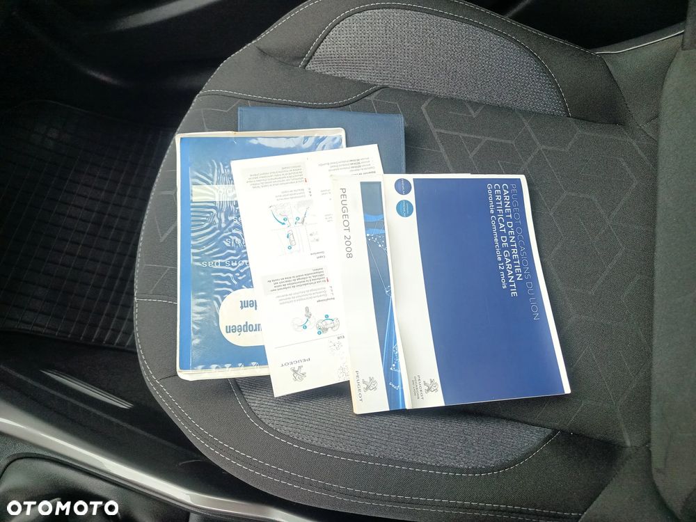 Peugeot 2008 1.6 BlueHDi Style - 10