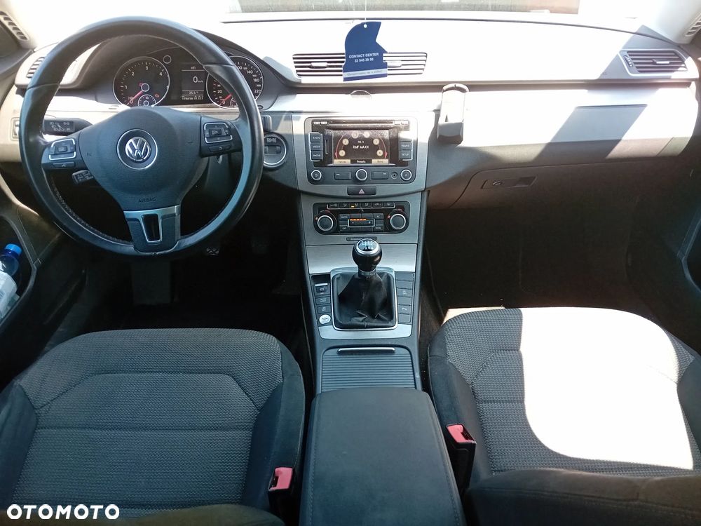 Volkswagen Passat 1.6 TDI BlueMotion Technology Highline - 15