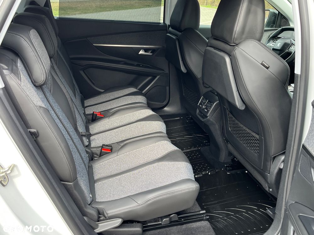 Peugeot 5008 BlueHDi 130 EAT8 Allure - 14
