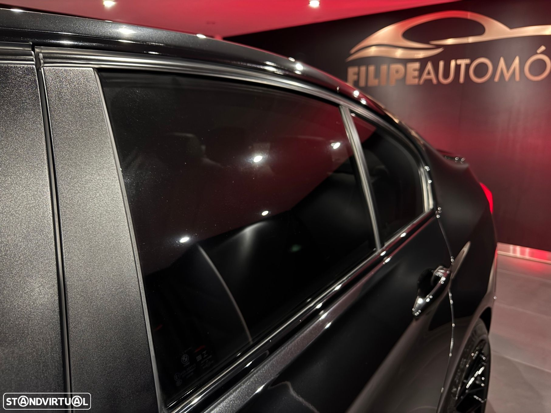 BMW 330 e iPerformance Pack M Shadow - 13