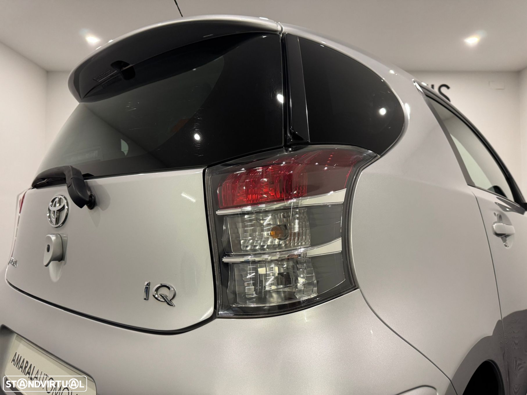 Toyota iQ 1.33 VVT-i - 28