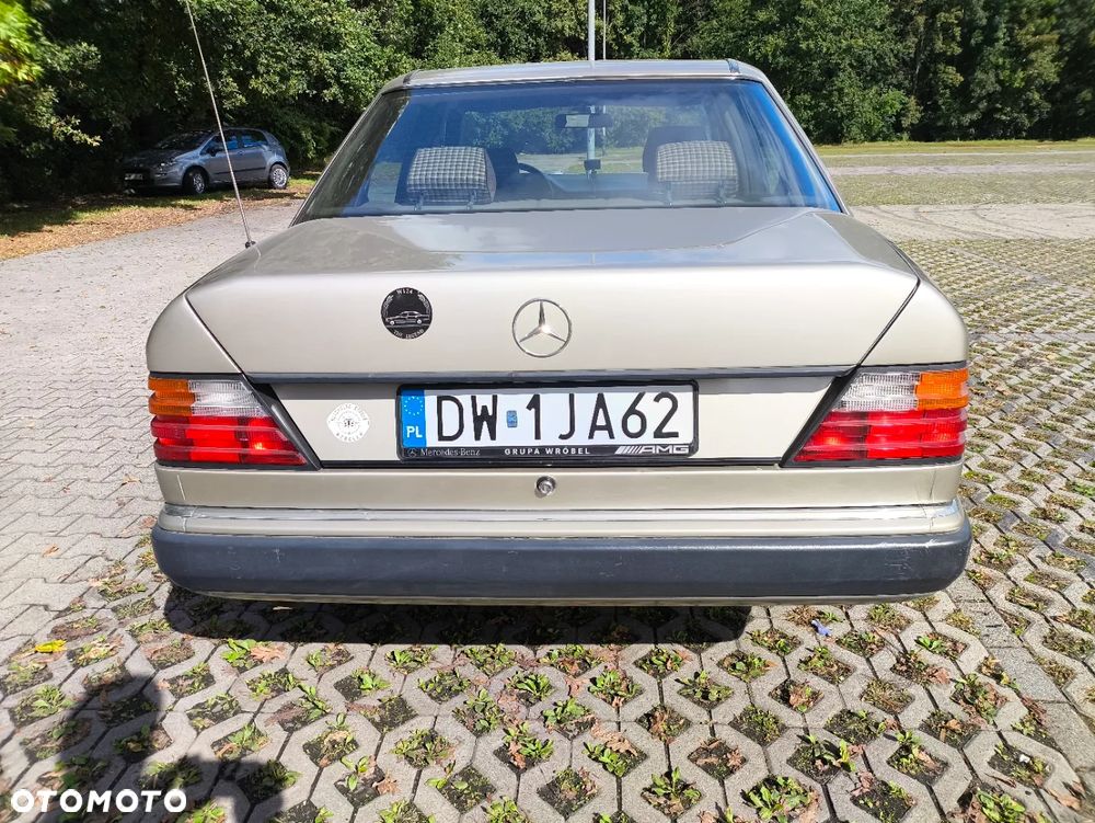 Mercedes-Benz W124 (1984-1993) - 3