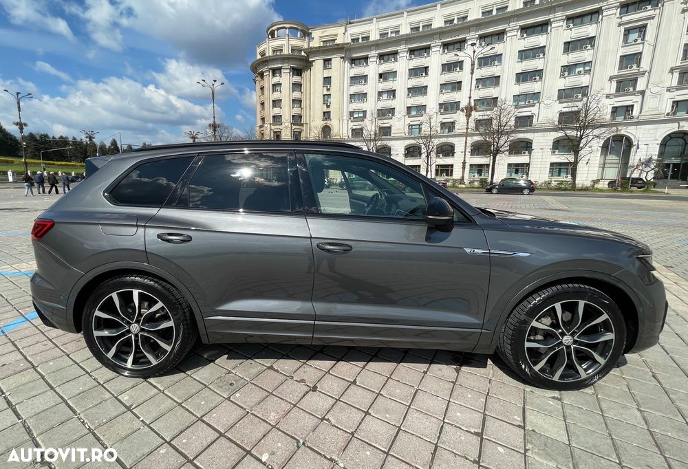 Volkswagen Touareg V6 TDI R-Style - 4