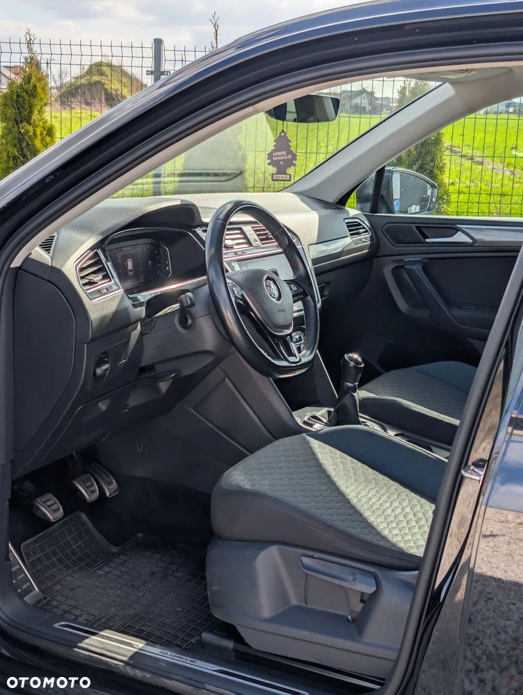 Volkswagen Tiguan 1.5 TSI ACT OPF IQ.DRIVE - 17