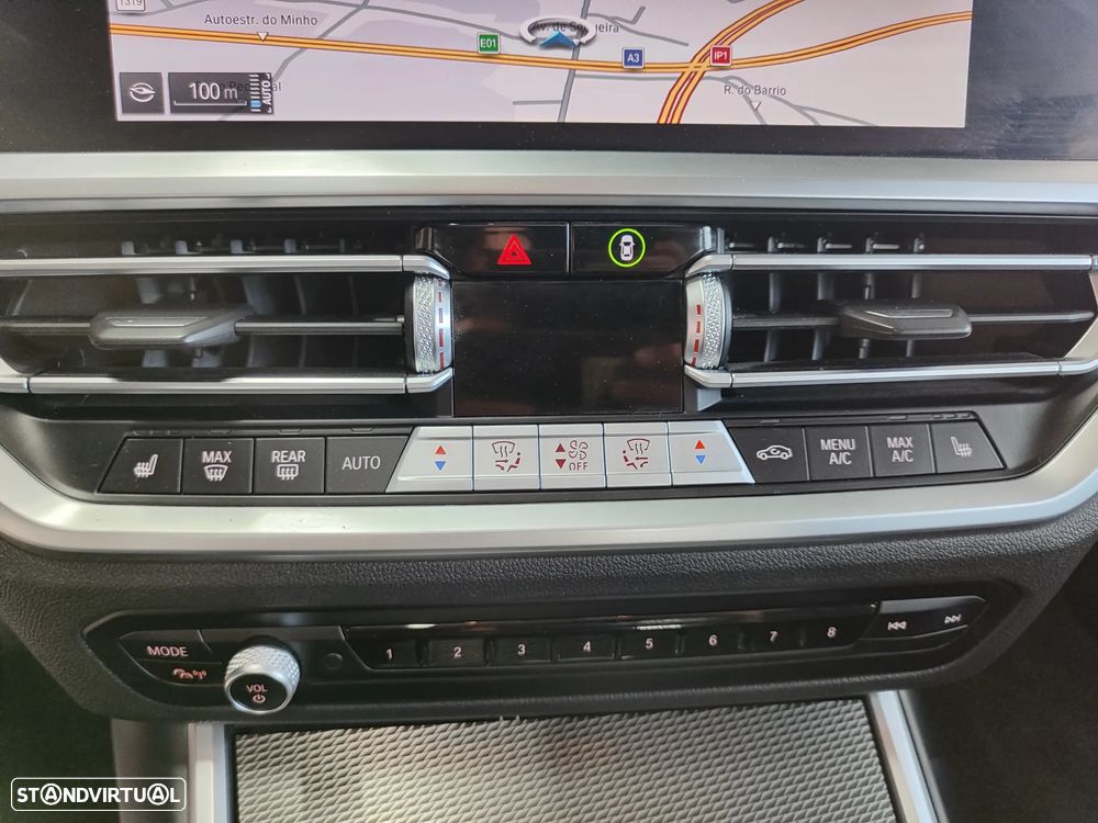 BMW 330 e Aut. M Sport - 31