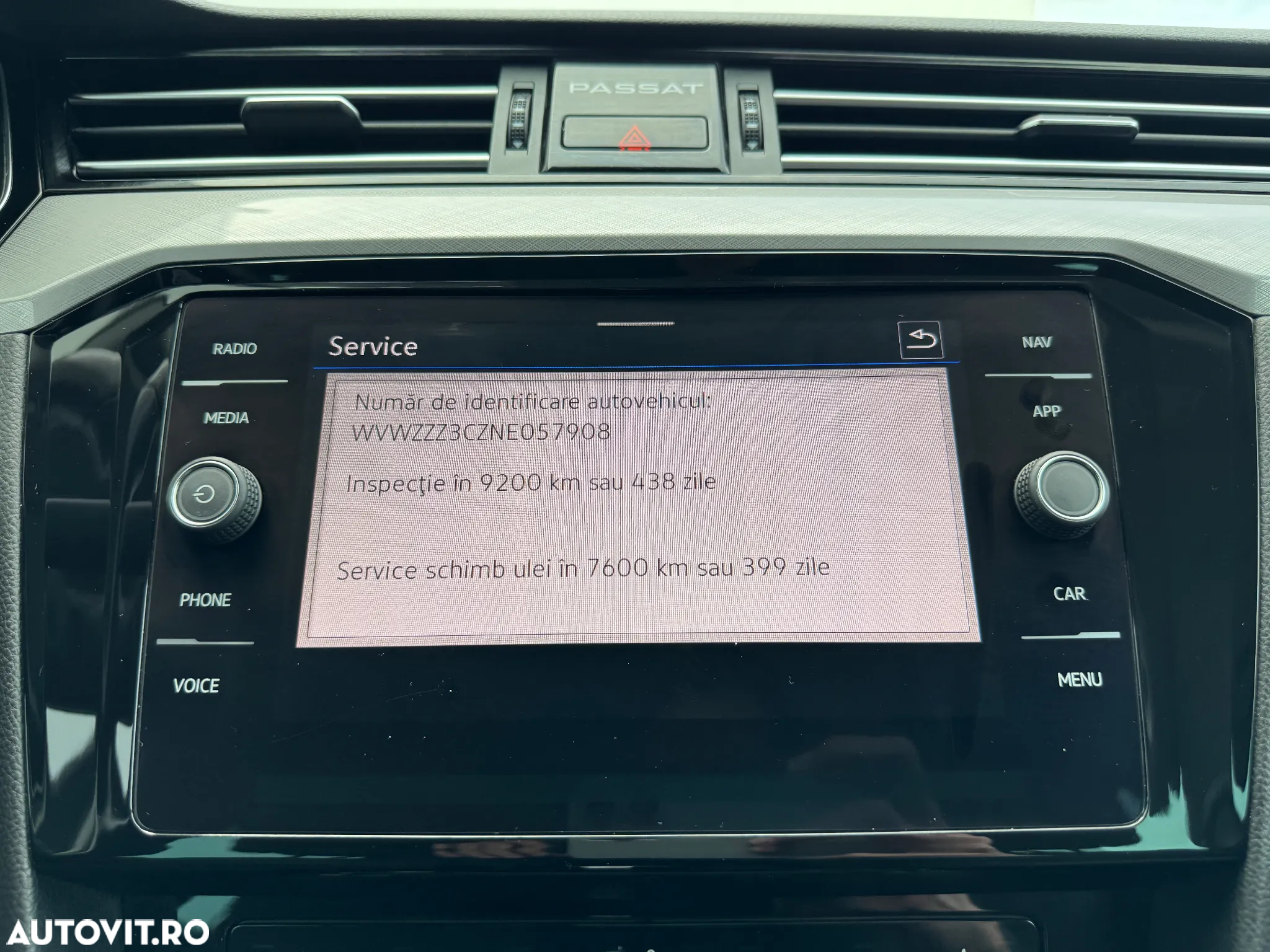 Volkswagen Passat Variant 2.0 TDI DSG Comfortline - 21