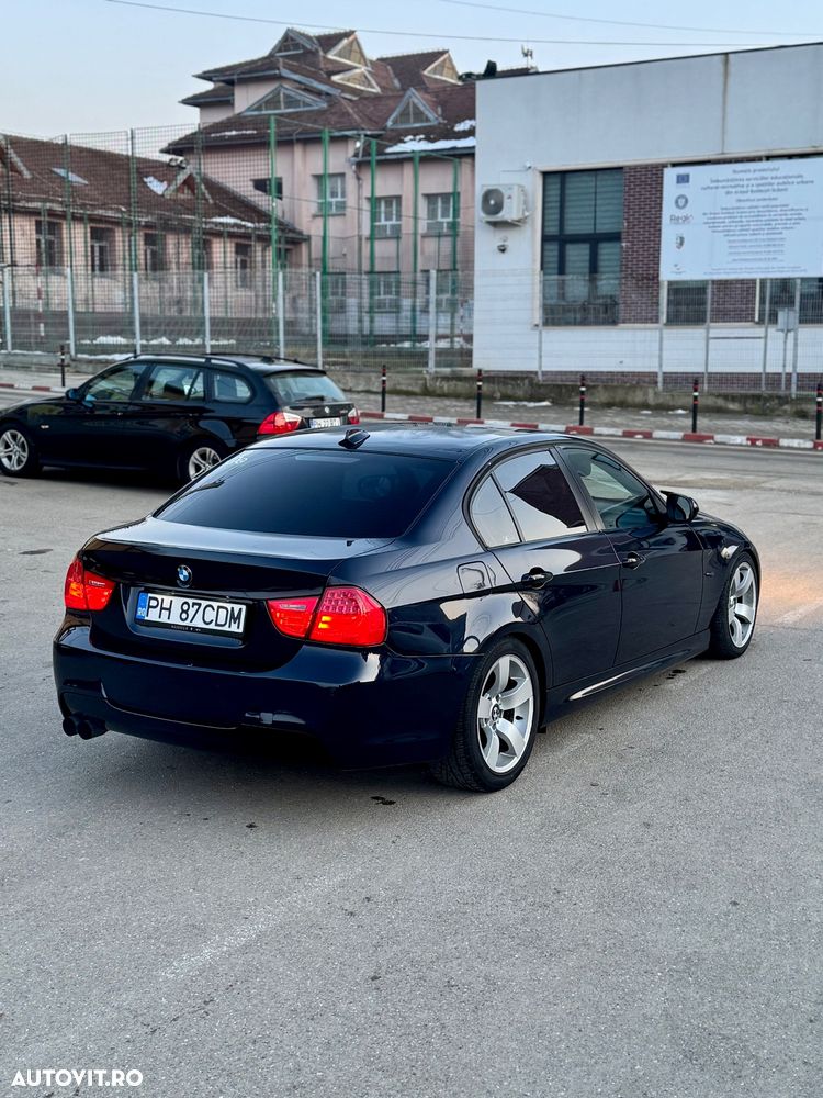 BMW Seria 3 320d - 10