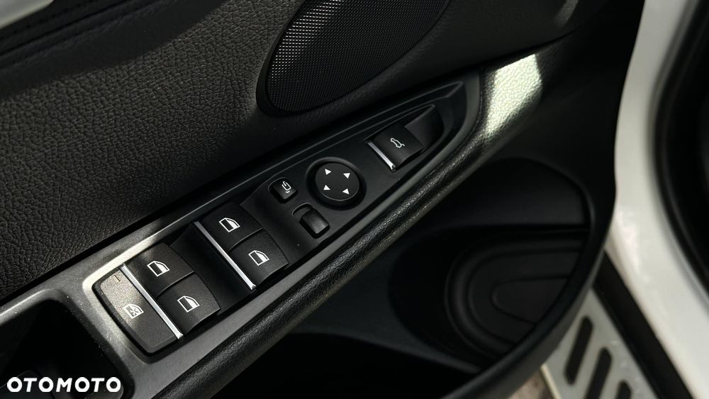 BMW X6 xDrive30d - 17