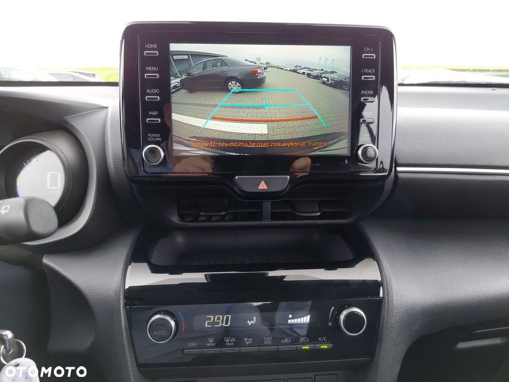 Toyota Yaris Cross Hybrid 1.5 Comfort - 18