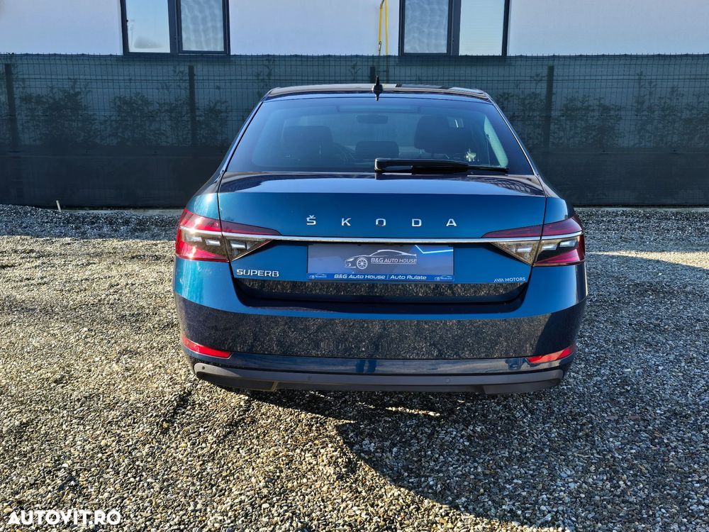 Skoda Superb 2.0 TDI DSG Style - 4