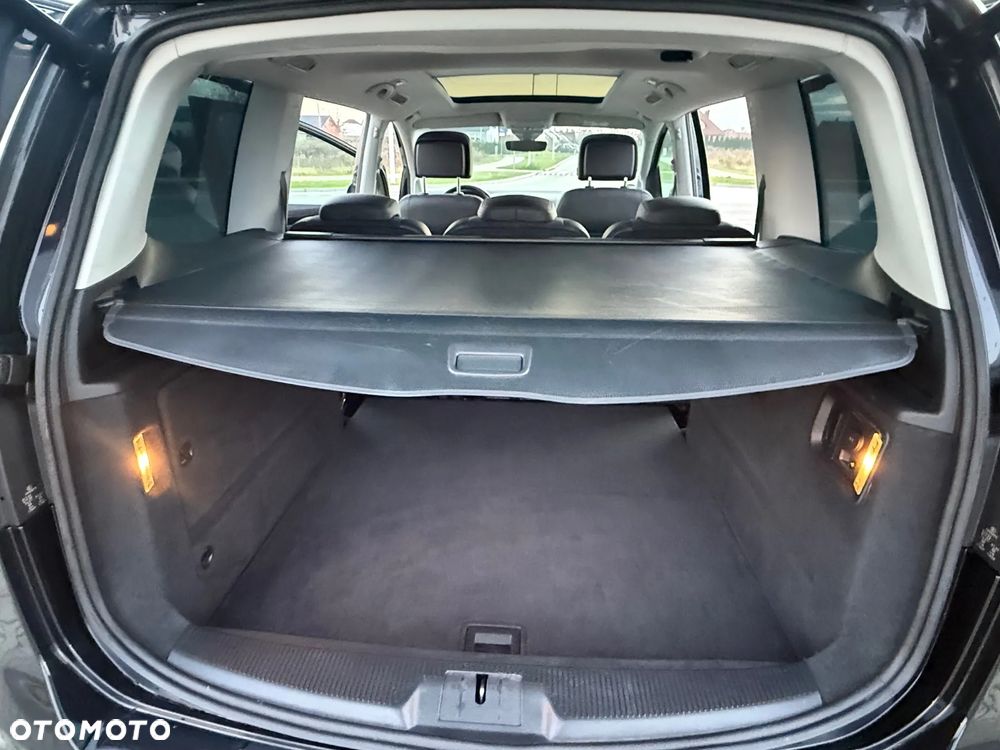 Volkswagen Sharan 2.0 TDI DSG (BlueMotion Technology) Highline - 35