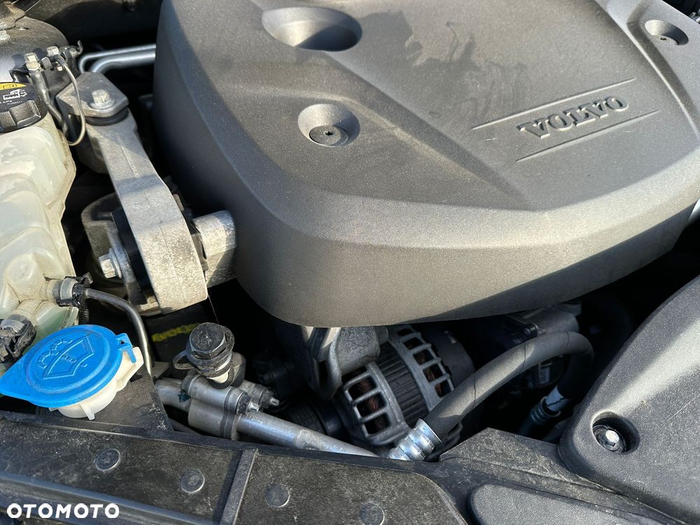 Volvo V40 D2 Momentum - 10