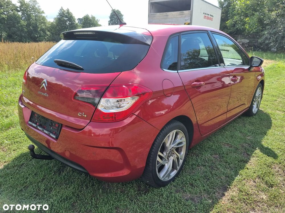 Citroën C4 e-HDi 115 Exclusive - 4