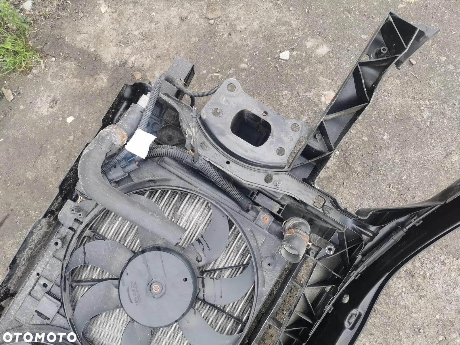 PAS PRZEDNI KOMPLETNY CHŁODNICE WIATRAKI VW GOLF V VI PLUS 1.4 1.6 2.0 FSi - 9