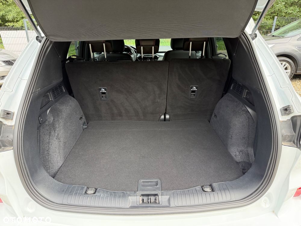 Ford Kuga 2.0 EcoBlue Hybrid ST-LINE X - 40