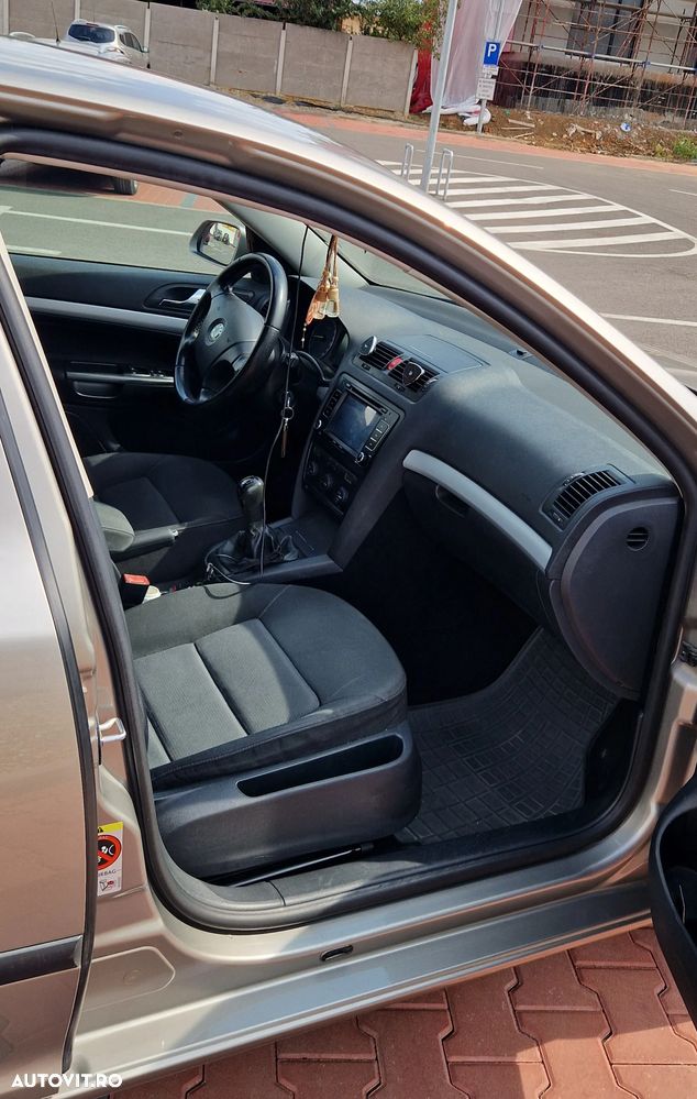 Skoda Octavia 1.4 MPI Ambiente - 14