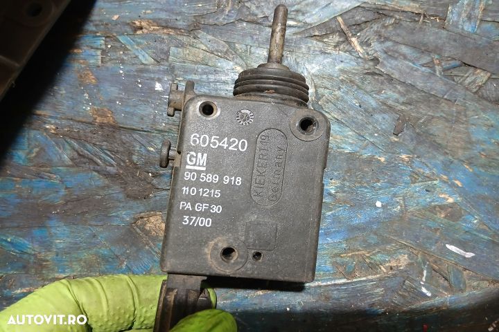 Motoras deschidere usita rezervor 90589918 90589918 Opel Astra G [199 - 2