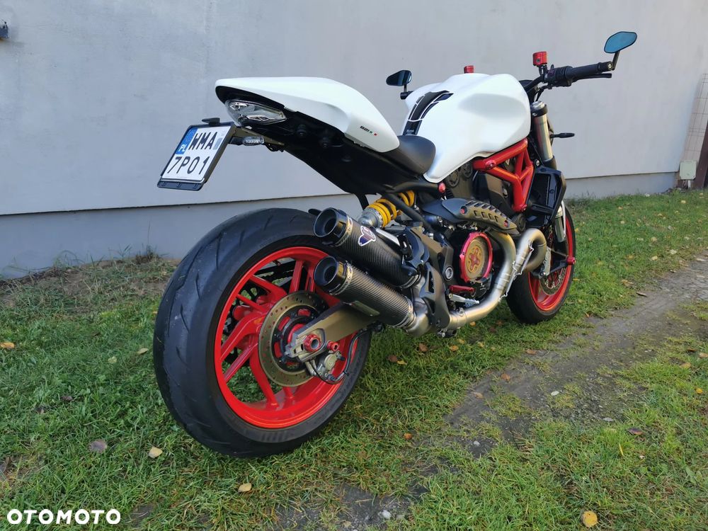 Ducati Monster - 1
