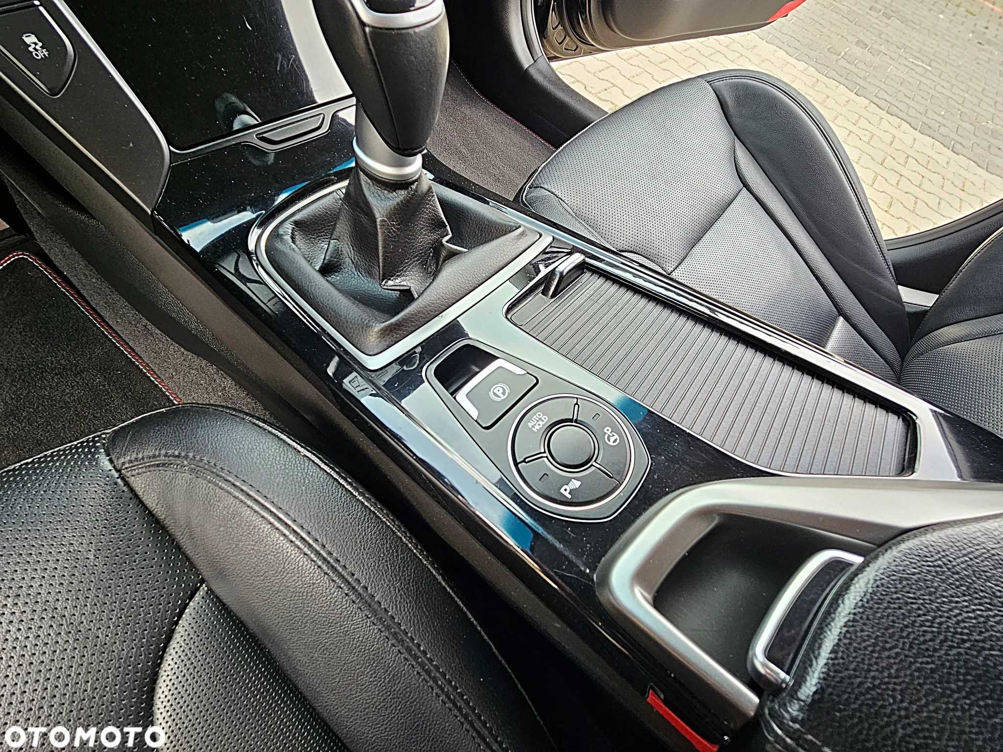 Hyundai i40 Kombi 1.7 CRDi Premium - 40
