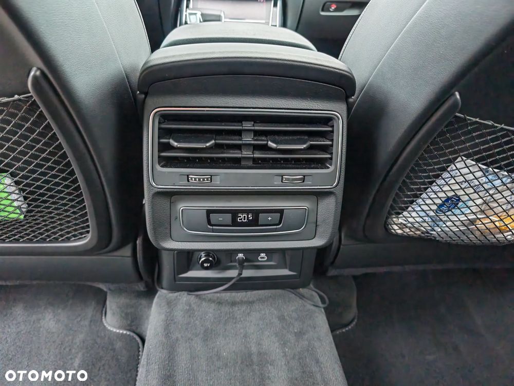 Audi Q8 55 TFSI e PHEV Quattro Tiptronic - 20