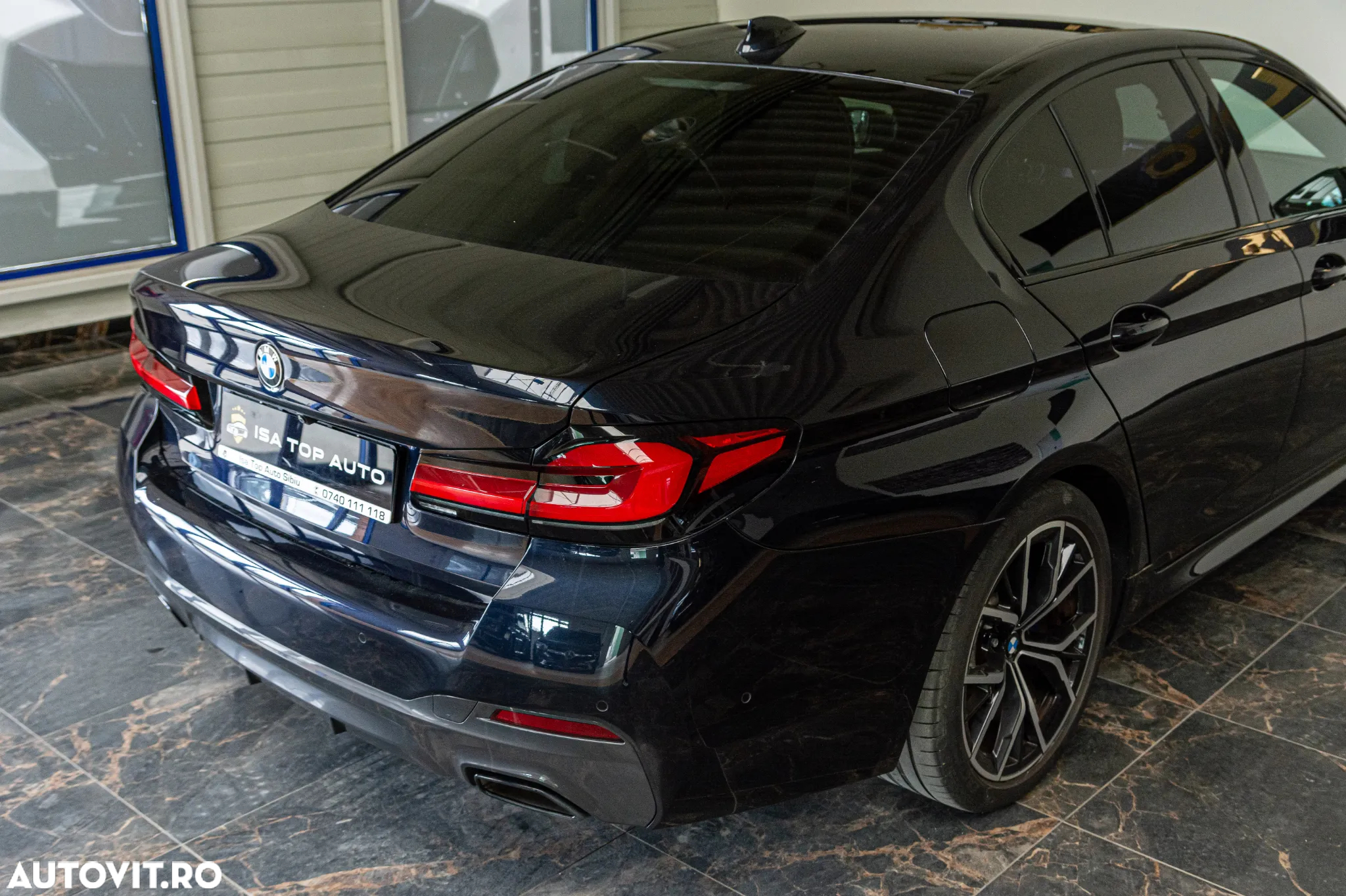 BMW Seria 5 520d Aut. M Sport Edition - 38