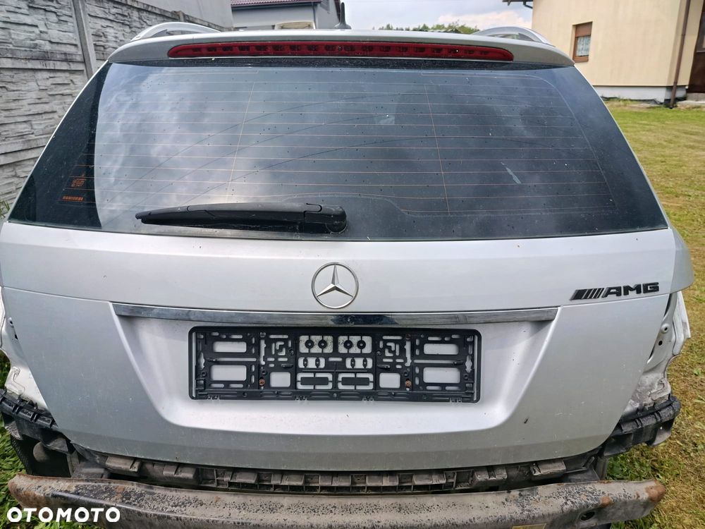 2009 Mercedes-Benz w 204 AMG - 11