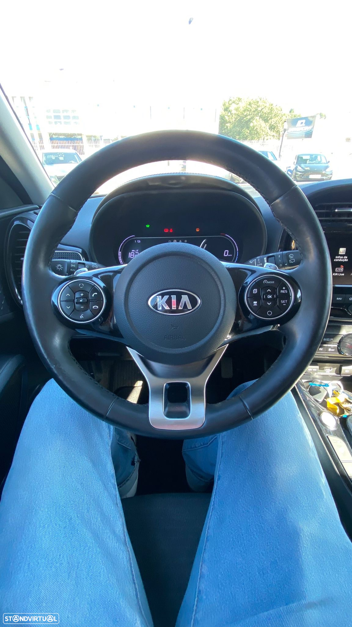 Kia e-Soul 64kWh - 28