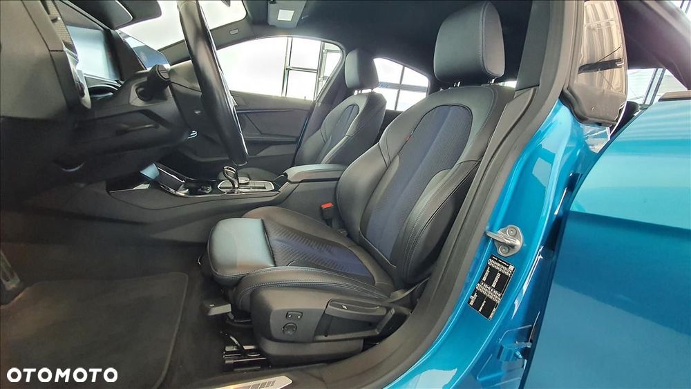 BMW Seria 2 218i M Sport - 11