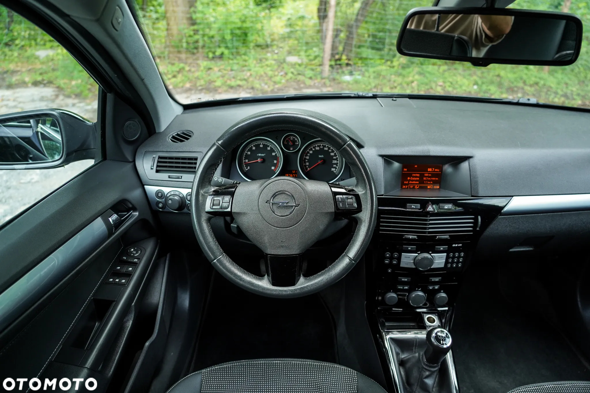 Opel Astra GTC 1.4 Active - 30