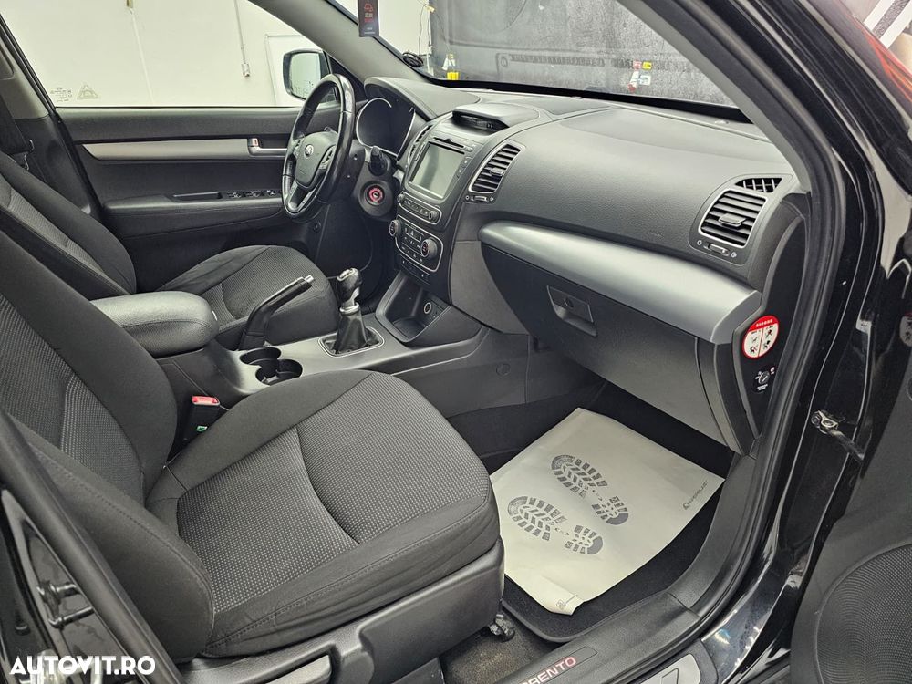 Kia Sorento 2.2 CRDi Edition 7 - 5