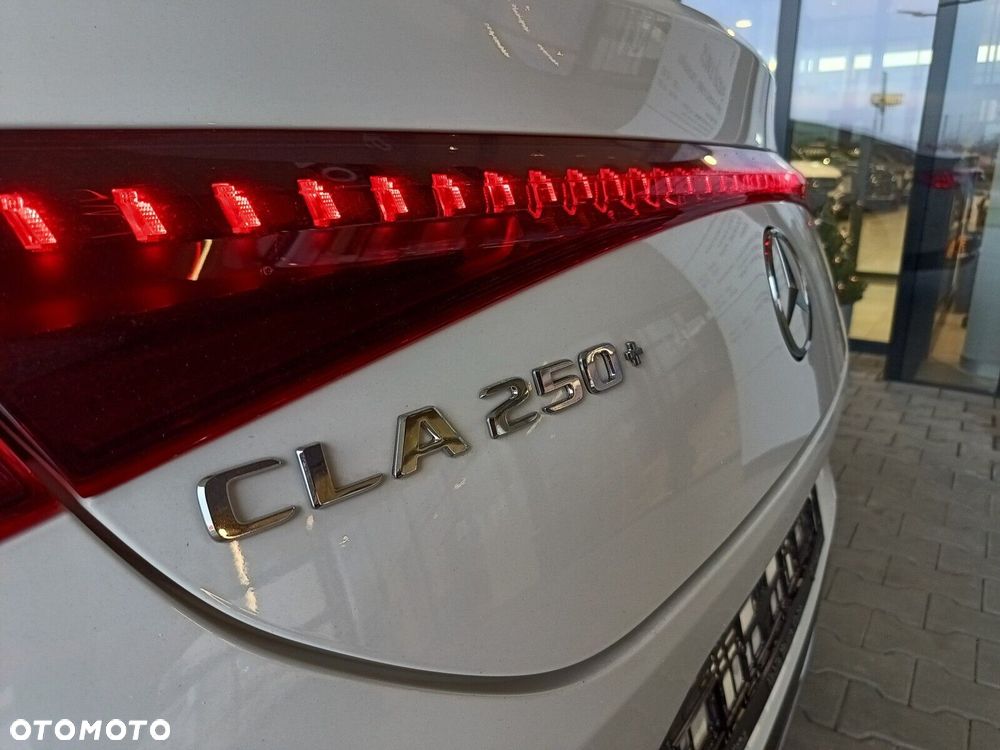 Mercedes-Benz CLA - 35