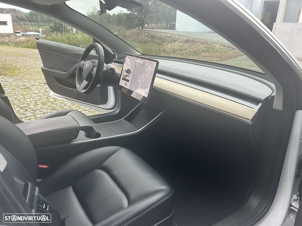 Tesla Model 3 Long Range Tração Integral - 18