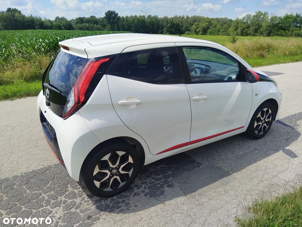 Toyota Aygo 1.0 VVT-i Color Edition - 10