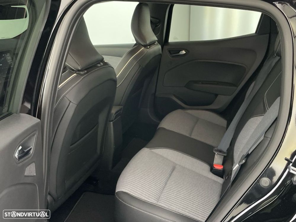 Renault Clio 1.0 TCe Techno - 12