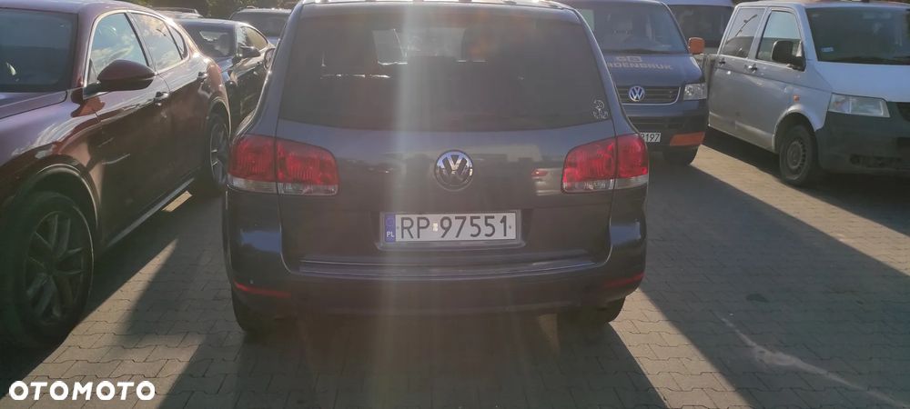 Volkswagen Touareg 2.5 R5 TDI Tiptr - 4