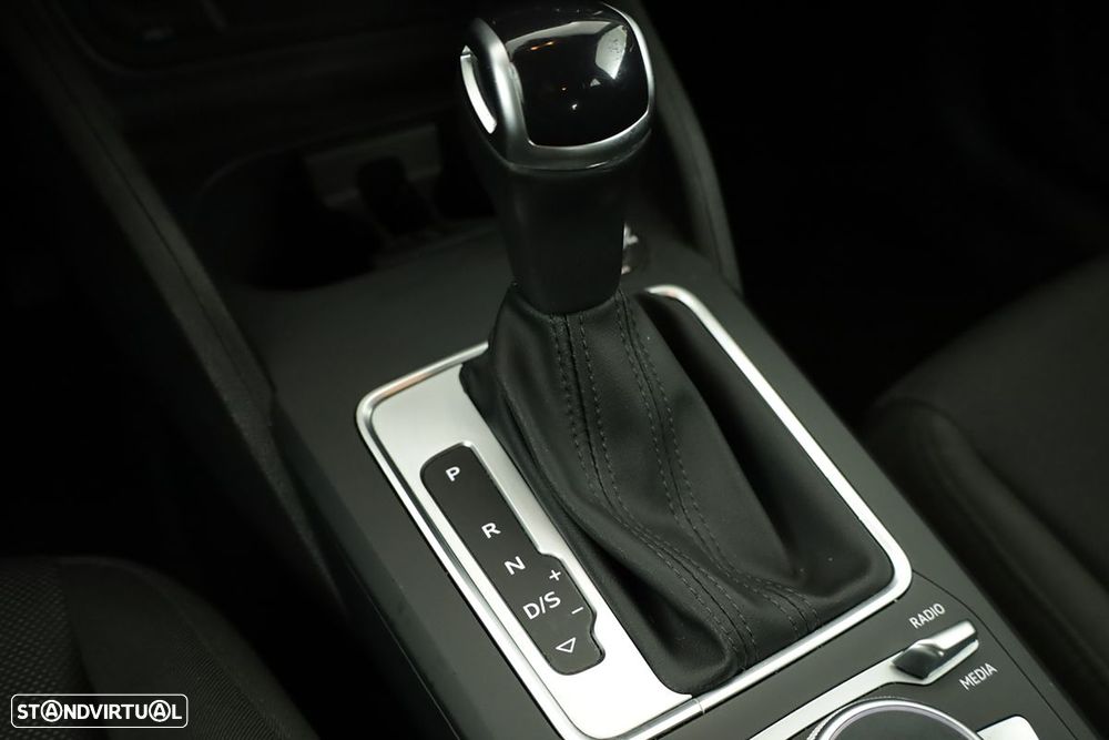 Audi Q2 35 TFSI Advanced S tronic - 14