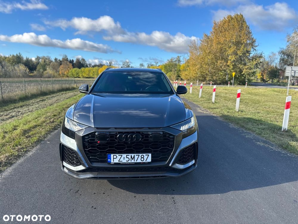 Audi RS Q8 - 2