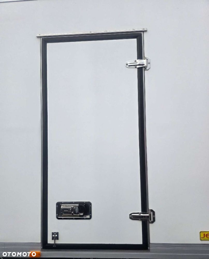 Iveco Daily 35S18 - 28