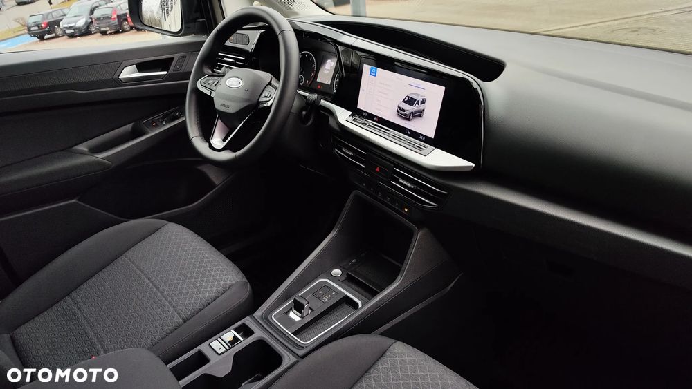 Ford Tourneo Connect 1.5 EcoBoost Titanium - 16