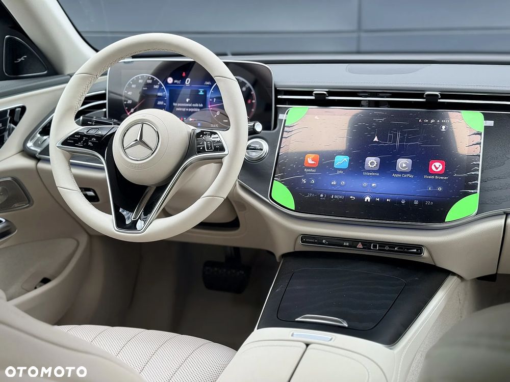 Mercedes-Benz Klasa E 220 d mHEV 4-Matic Exclusive 9G-Tronic - 10