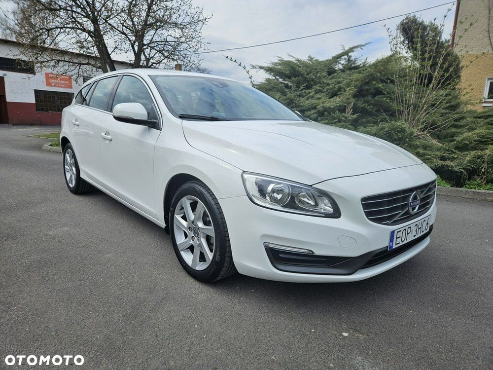 Volvo V60 D3 Geartronic Momentum - 6
