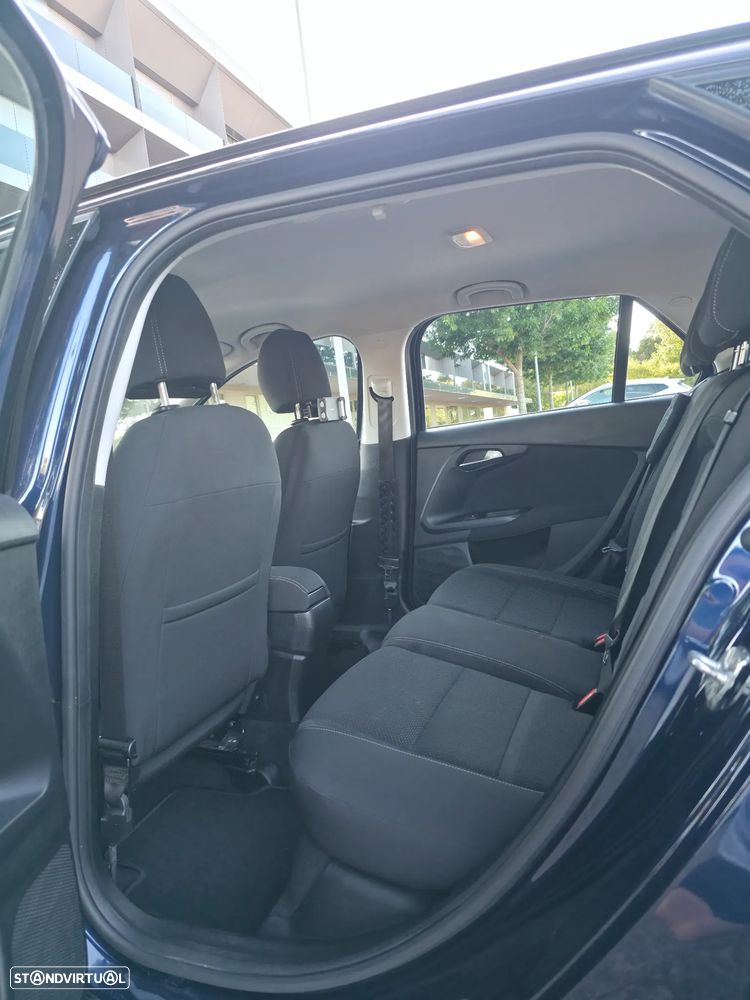 Fiat Tipo Station Wagon 1.6 M-Jet Lounge J17 - 12