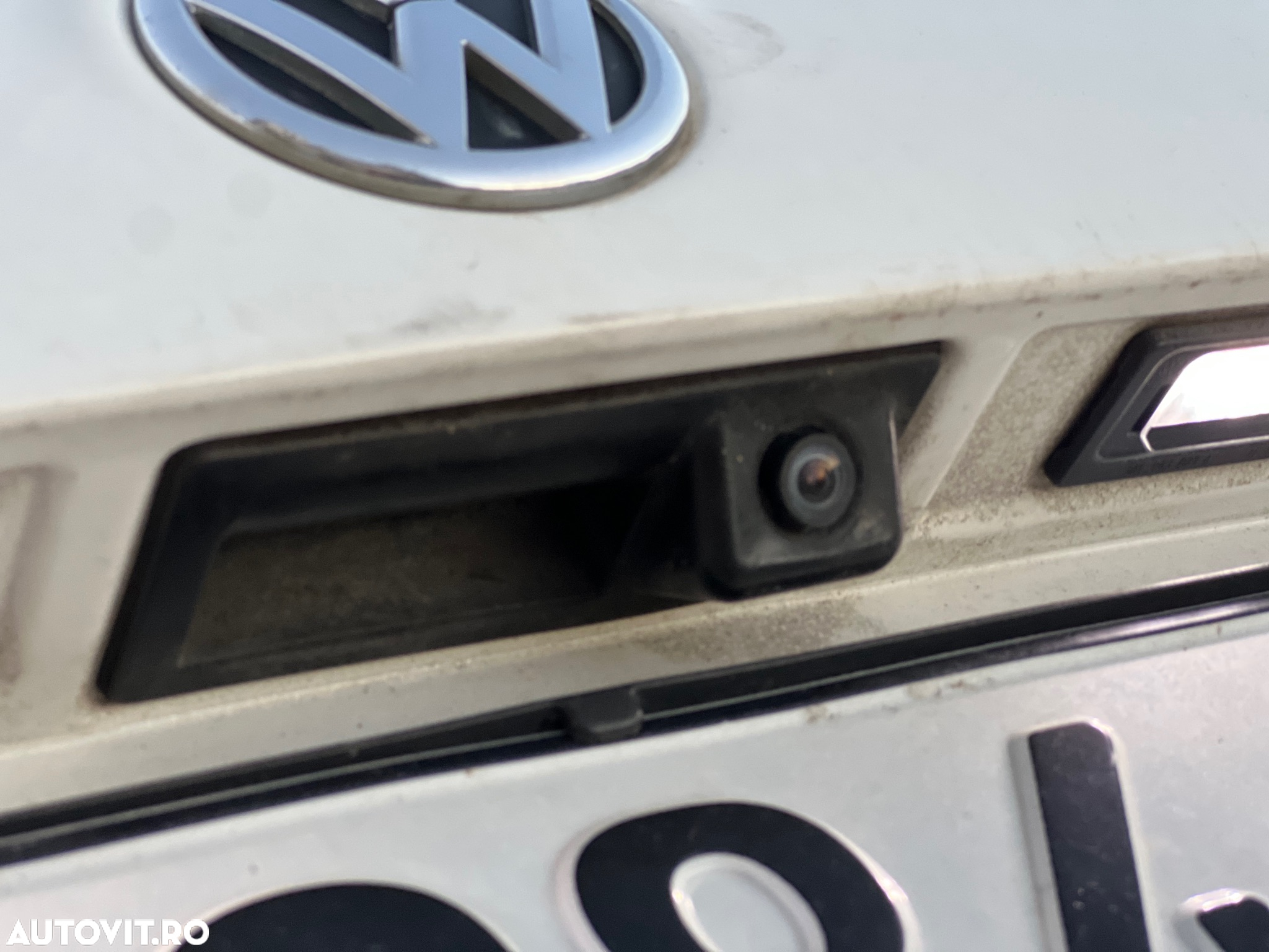 Volkswagen Golf 1.6 TDI BlueMotion Technology Comfortline - 11