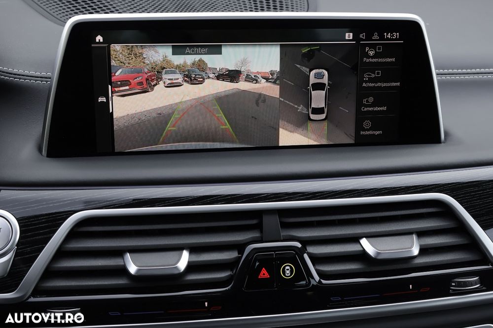 BMW Seria 7 745e - 9